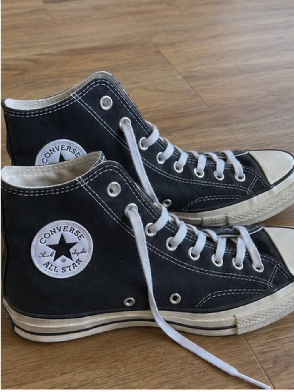 Converse Chuck 70 Unisex Black and White High Top Sneakers - Picture 3 of 5